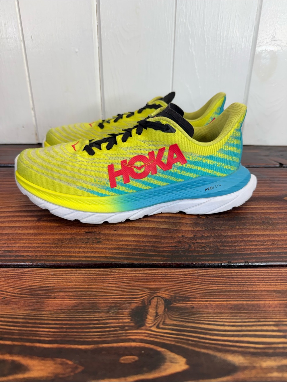 HOKA ONE ONE Mach 5 Running Shoes Yellow/Blue/Red – Women’s Size 7